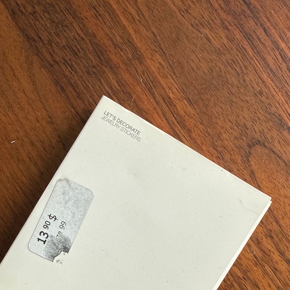 Zara - jewelry stickers - Picture 2 of 2